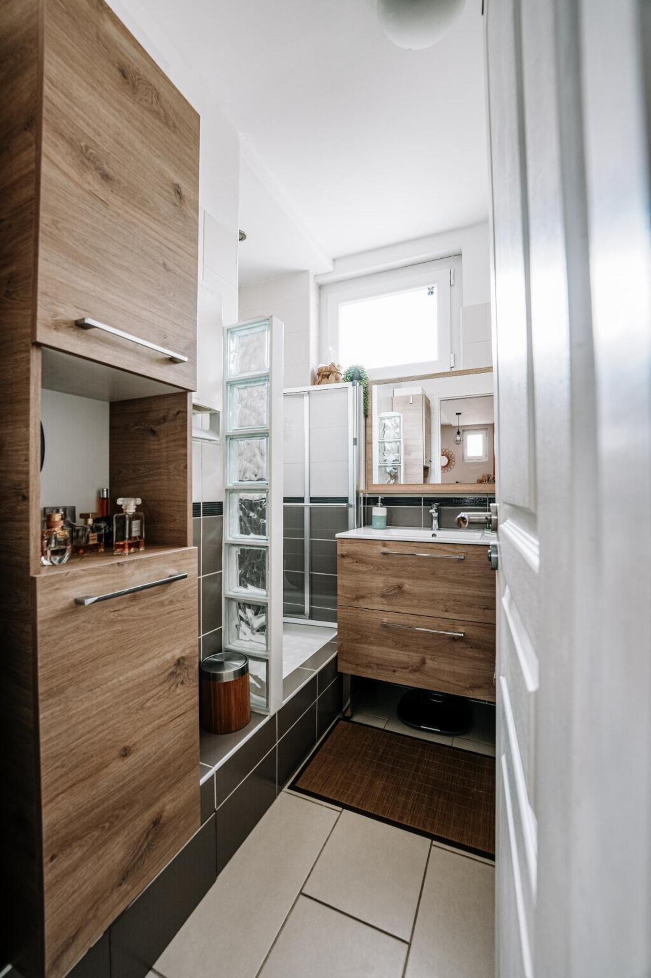 Appartement T3 Cosy Et Lumineux Avec Garage A 2 Pas Du Centre ! à Nîmes Extérieur photo